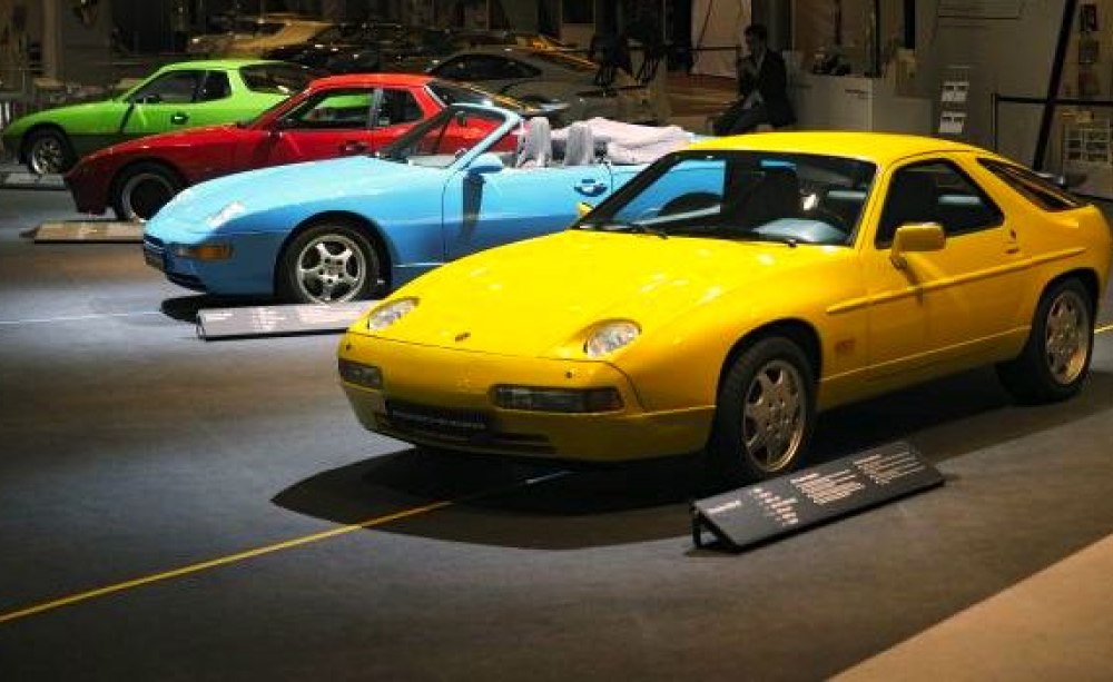 Oldtimer auf der Retro Classics in Stuttgart: Die Fahrzeuge sind mehrheitlich in einem guten Zustand. © RETRO Messen GmbH Oldtimer