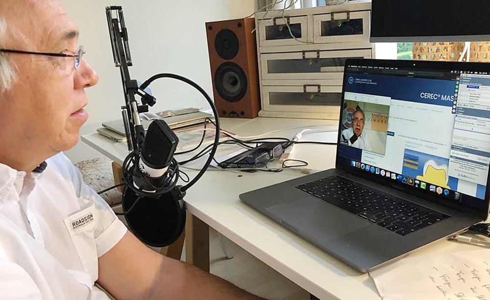 Unter der Leitung von Dr. Andreas Kurbad tauschen Cerec Masters Ideen virtuell aus. Unter der Leitung von Dr. Andreas Kurbad tauschen Cerec Masters Ideen virtuell aus.