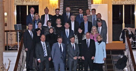 Die Teilnehmer des Parlamentarischen Abends 2018 der DG Paro